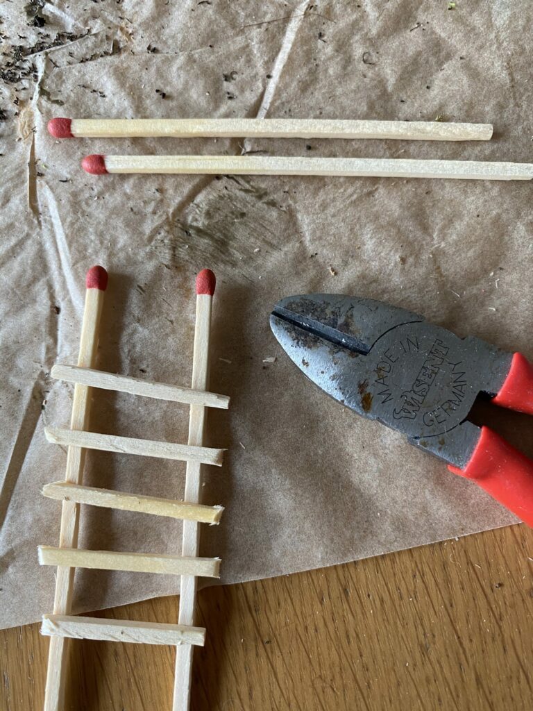 Eine Leiter für den Weihnachtswichtel Eine Leiter für den Weihnachtswichtel